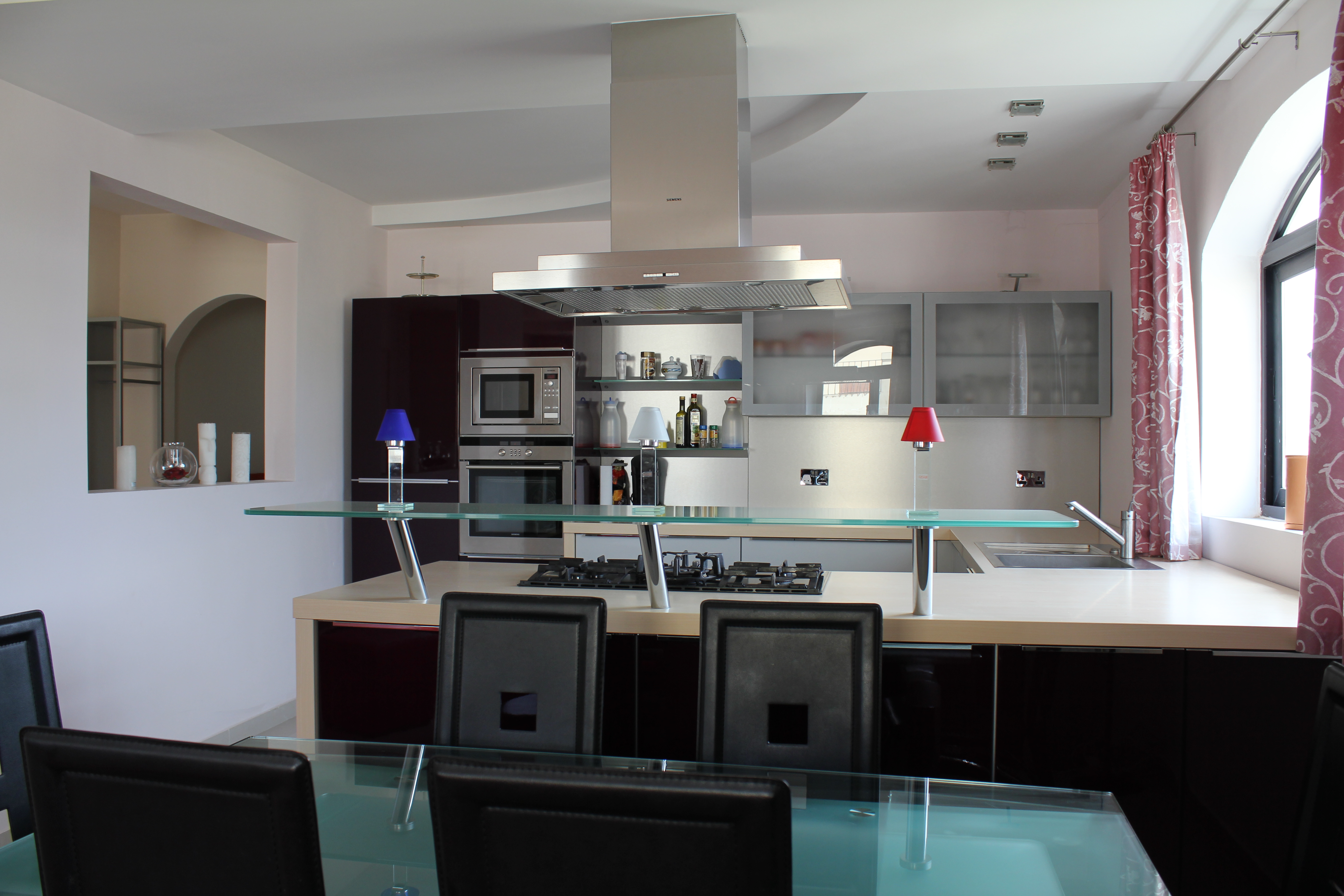Küche der Ferienwohnung mit Meerblick
